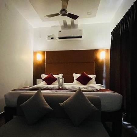 Grb Resort Thiruchendur Exterior photo