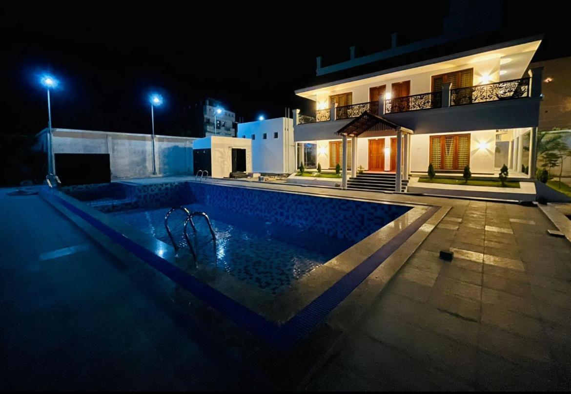 Grb Resort Thiruchendur Exterior photo